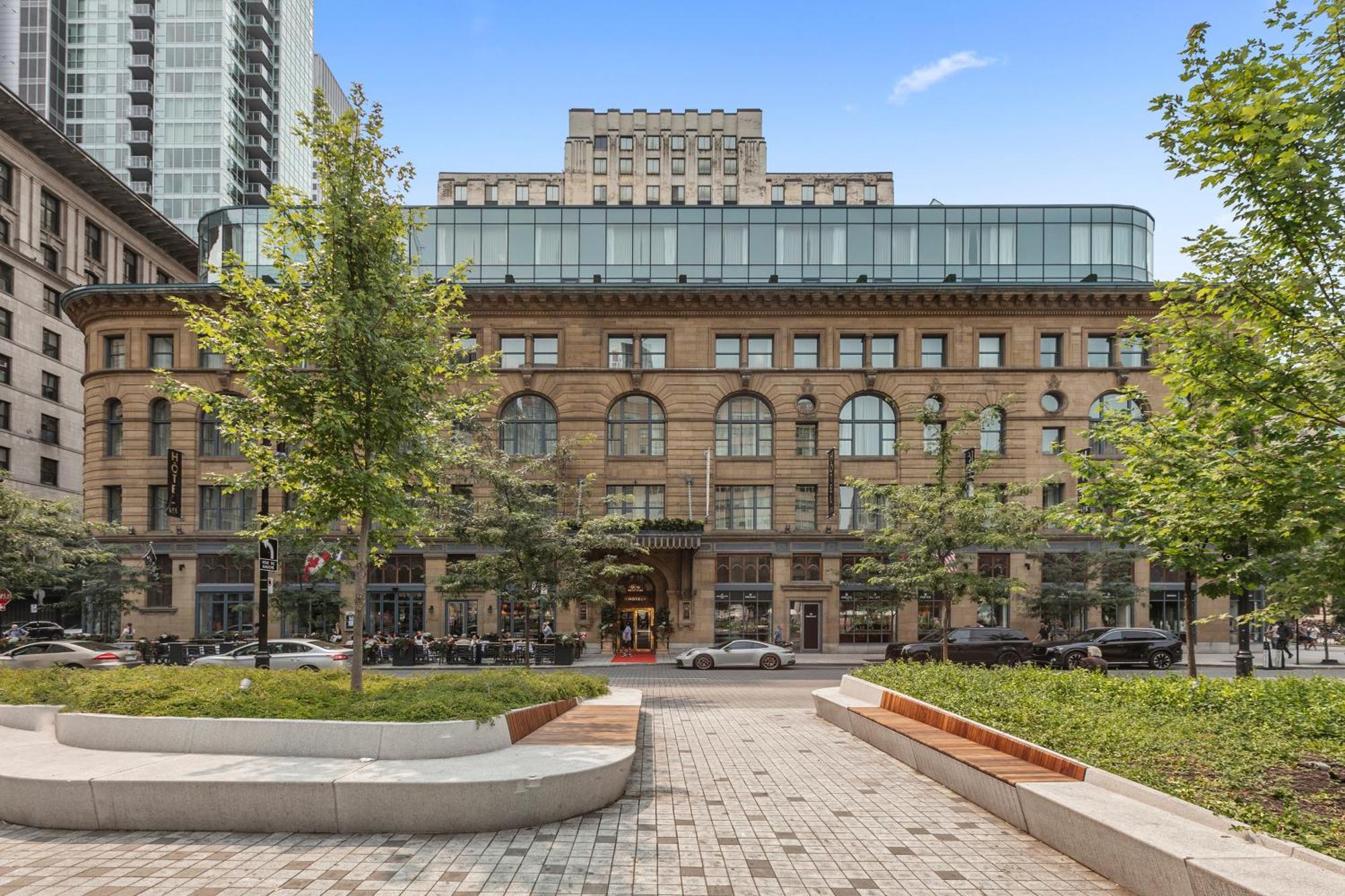 โรงแรมเบิร์ค มอนทรีออล มอนทรีอัล ภายนอก รูปภาพ The hotel in 2019