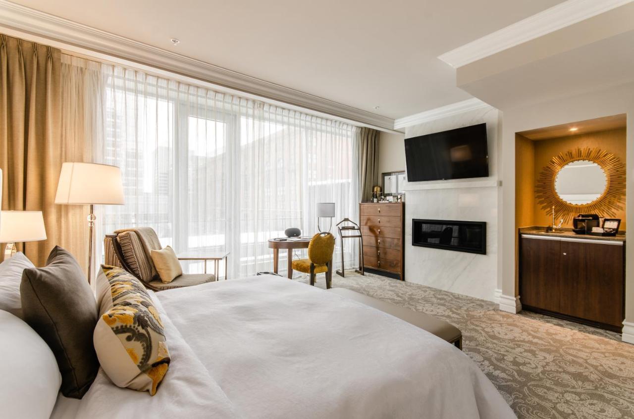 โรงแรมเบิร์ค มอนทรีออล มอนทรีอัล ภายนอก รูปภาพ A guest room at the Hotel de Ville